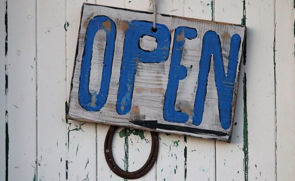 healthcaretoo store open
